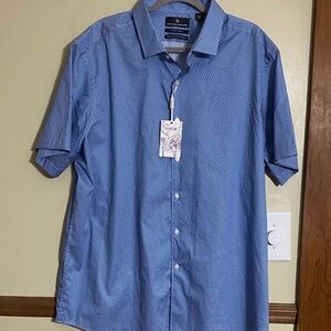 Hart Schaffner Marx Blue Short Sleeve Micro-Pattern Button-Down Shirt